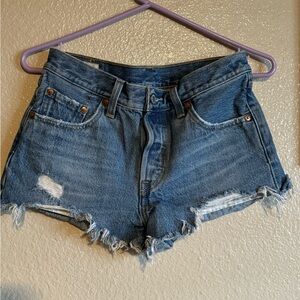 Levi’s shorts